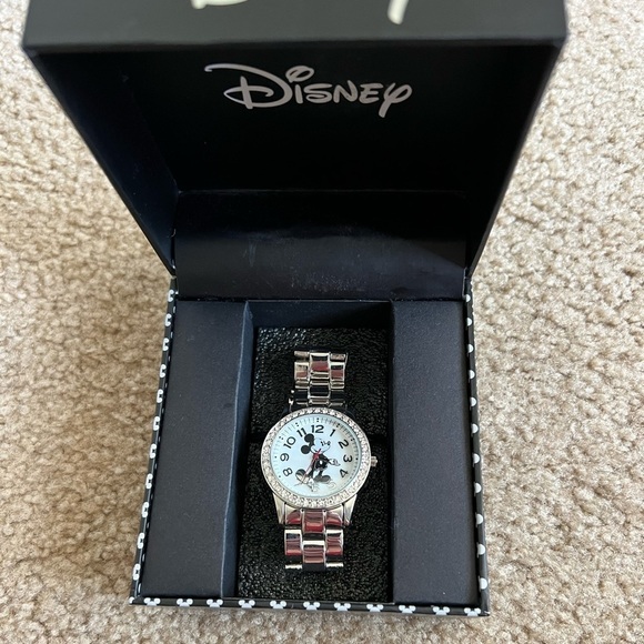 Disney Accessories - NEW Mickey Mouse Disney Watch